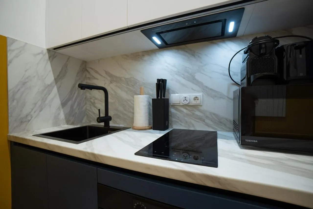 Central Brand-New Apartment With A Patio Vienna