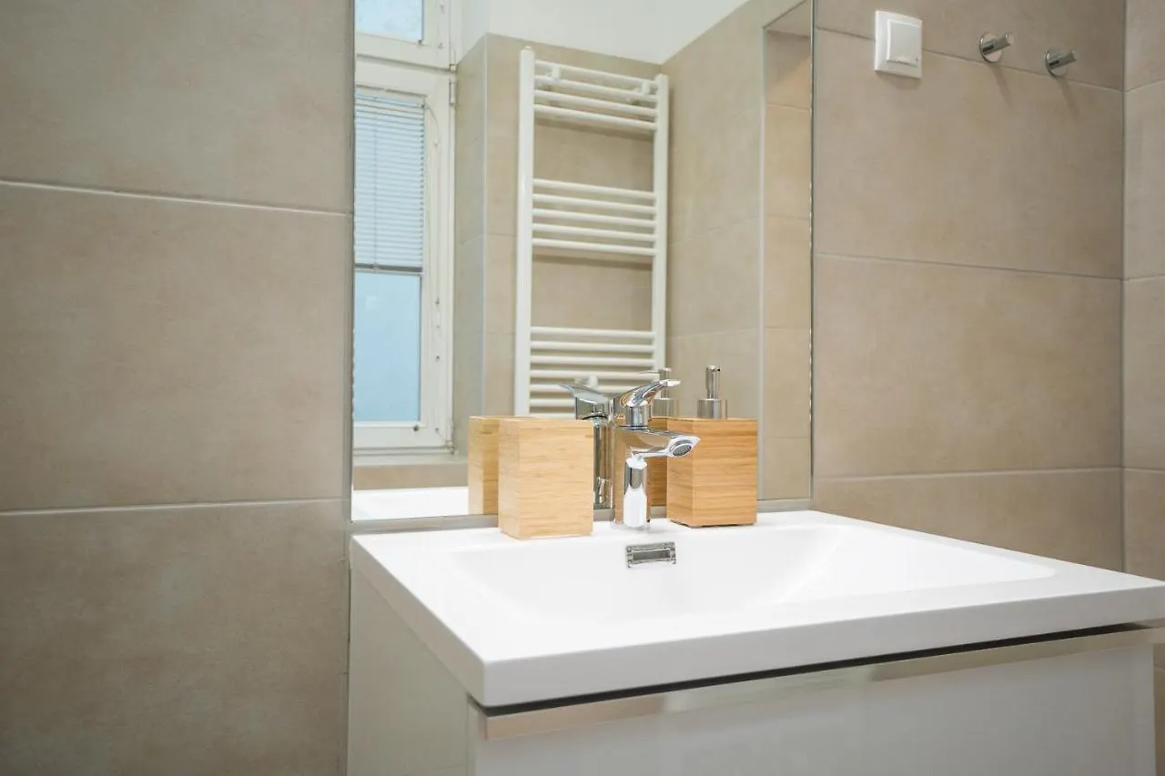Central Brand-New Apartment With A Patio Vienna 0*,