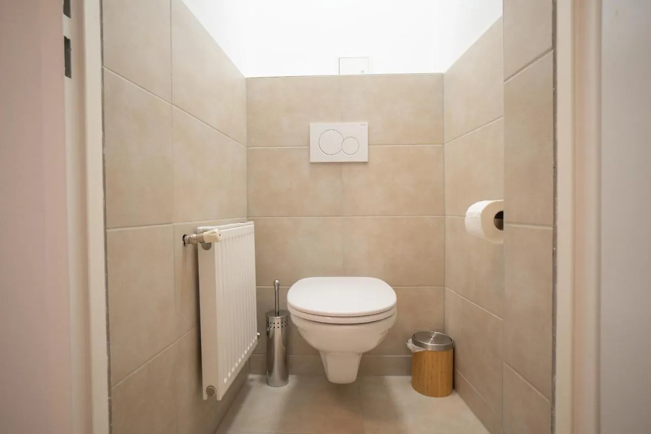 Central Brand-New Apartment With A Patio Vienna